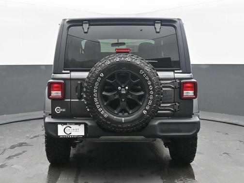 2021 Jeep Wrangler Sport