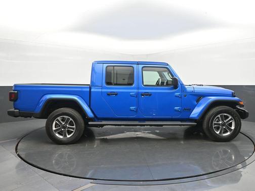 2024 Jeep Gladiator Sport
