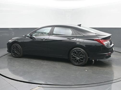 2023 Hyundai ELANTRA HEV Limited