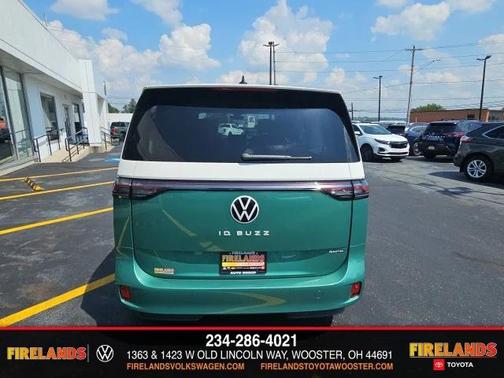2025 Volkswagen ID. Buzz Pro S Plus with 4MOTION