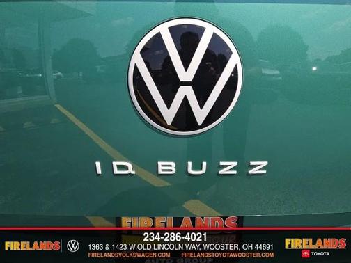 2025 Volkswagen ID. Buzz Pro S Plus with 4MOTION