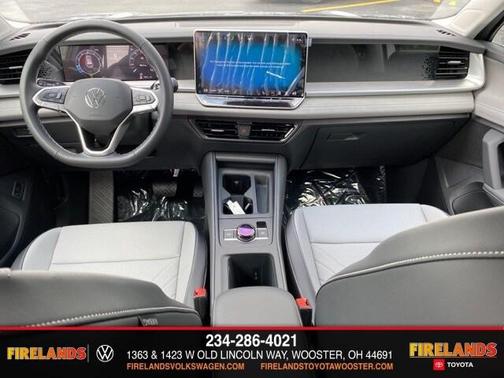 2025 Volkswagen Tiguan 2.0T SE 4MOTION