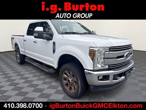 Oxford White 2019 Ford F-250 Lariat