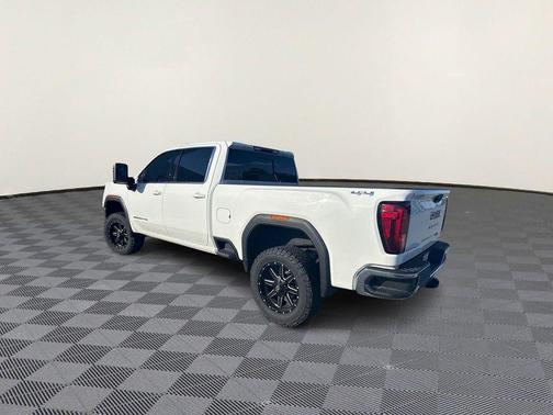 Summit White 2021 GMC Sierra 2500 SLE
