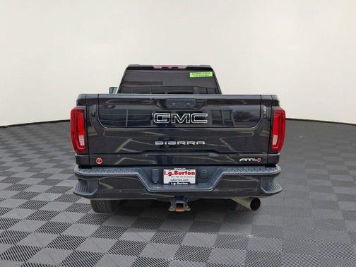 2021 GMC Sierra 2500 AT4