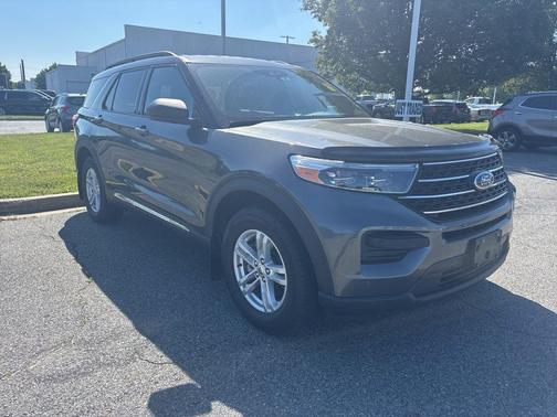 Magnetic 2020 Ford Explorer XLT