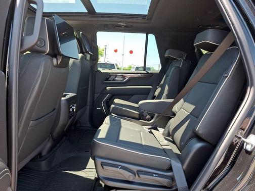 Onyx Black 2026 GMC Yukon Elevation