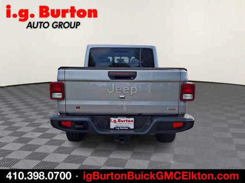 Billet Silver Metallic Clearcoat 2021 Jeep Gladiator Overland