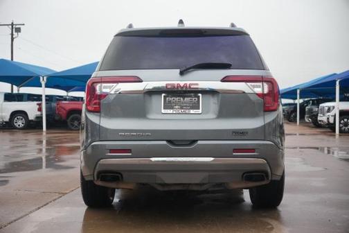 2022 GMC Acadia Denali