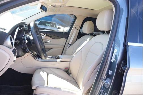 2018 Mercedes-Benz GLC 300 Base