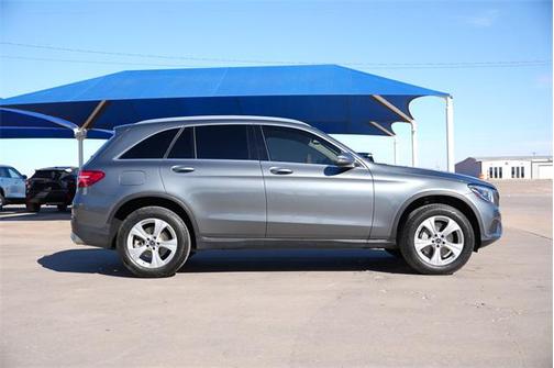 2018 Mercedes-Benz GLC 300 Base
