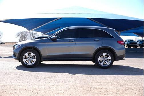 2018 Mercedes-Benz GLC 300 Base