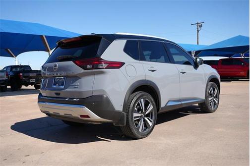 2022 Nissan Rogue Platinum