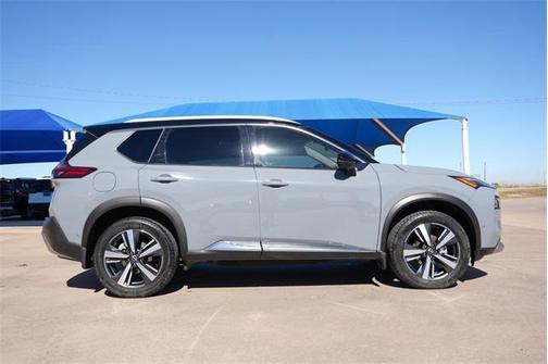 2022 Nissan Rogue Platinum