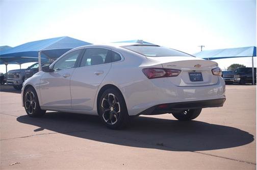 2022 Chevrolet Malibu FWD LT
