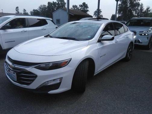 2022 Chevrolet Malibu FWD LT