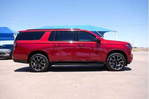 Radiant Red Tintcoat 2023 Chevrolet Suburban RST