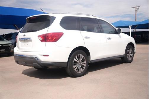 2018 Nissan Pathfinder S