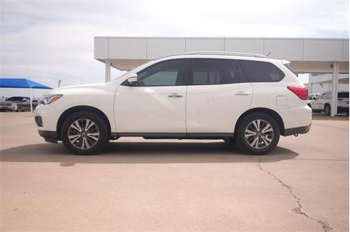 2018 Nissan Pathfinder S
