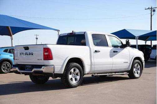 Bright White Clearcoat 2025 RAM 1500 Big Horn/Lone Star