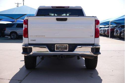 Summit White 2024 Chevrolet Silverado 1500 LT