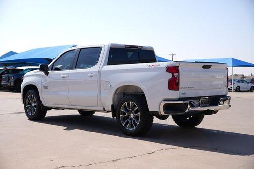 Summit White 2024 Chevrolet Silverado 1500 LT