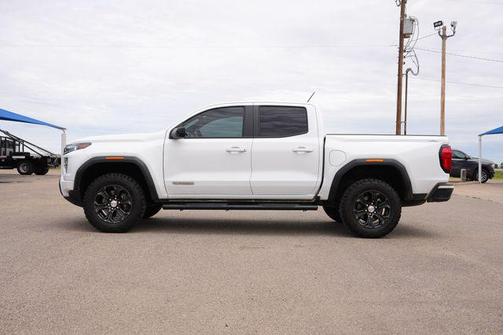 Summit White 2024 GMC Canyon Elevation