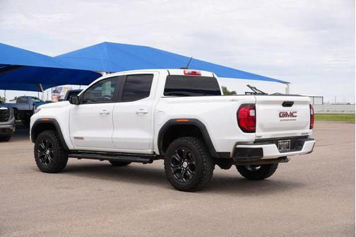 Summit White 2024 GMC Canyon Elevation