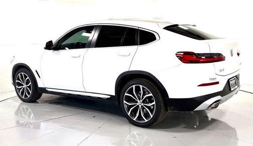 Mineral White Metallic 2022 BMW X4 xDrive30i
