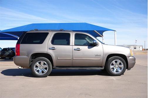 2011 GMC Yukon SLE