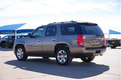 2011 GMC Yukon SLE