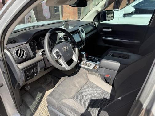2016 Toyota Tundra SR5
