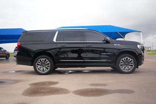 2024 GMC Yukon XL Denali Ultimate