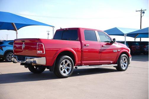 Flame Red Clearcoat 2017 RAM 1500 Laramie