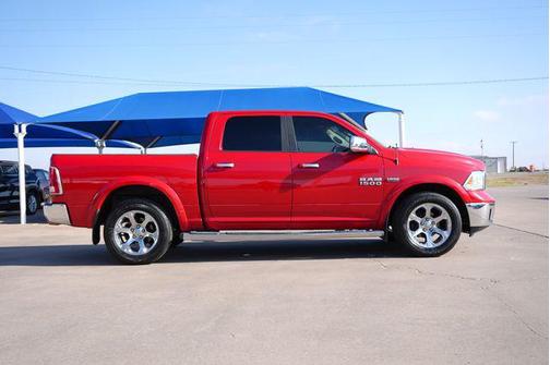 Flame Red Clearcoat 2017 RAM 1500 Laramie