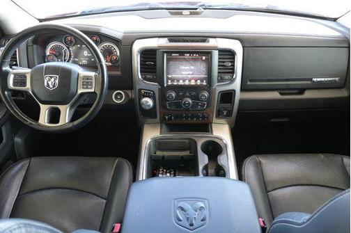 Flame Red Clearcoat 2017 RAM 1500 Laramie