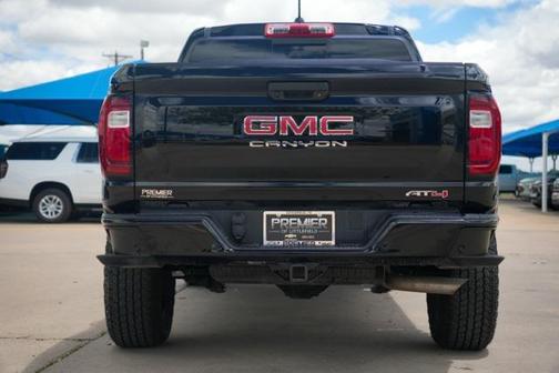2024 GMC Canyon Base