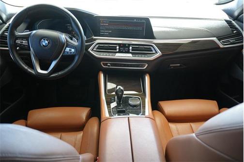 2021 BMW X6 xDrive40i