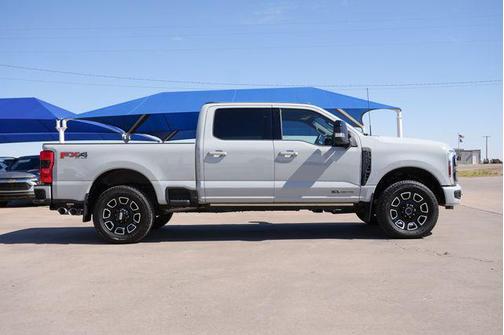 White Metallic 2025 Ford F-250 Platinum