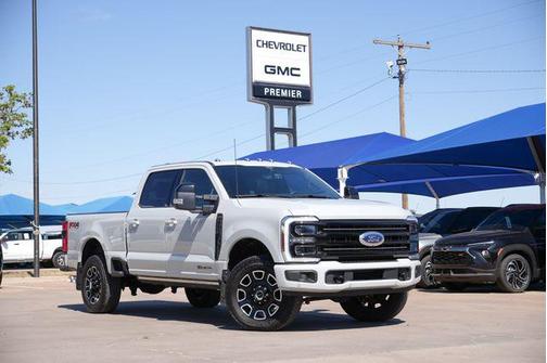 White Metallic 2025 Ford F-250 Platinum
