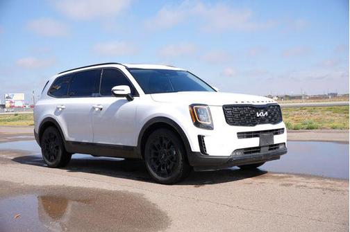 Glacial White Pearl 2022 Kia Telluride SX