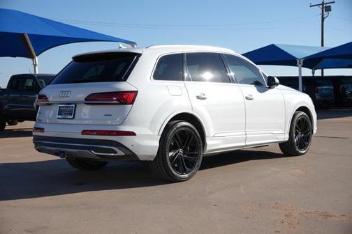 2021 Audi Q7 55 Premium Plus