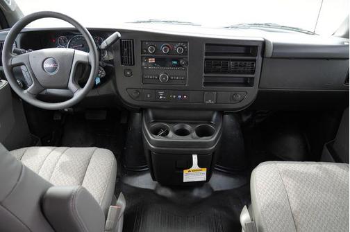 2025 GMC Savana 3500 RWD 3500 Extended Wheelbase LS