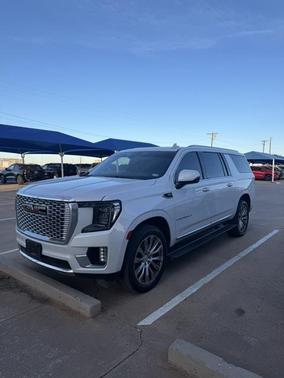 2023 GMC Yukon XL Denali