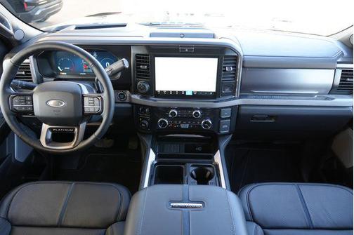 Agate Black Metallic 2026 Ford F-450 Platinum