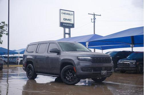 Baltic Gray Metallic Clearcoat 2024 Jeep Wagoneer Series II Carbide 4x4