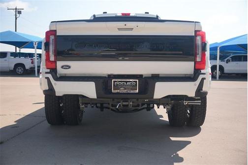 2025 Ford F-450 Platinum