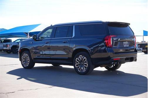2023 GMC Yukon XL Denali Ultimate