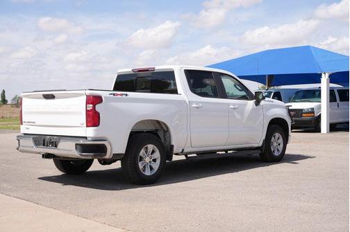 Summit White 2025 Chevrolet Silverado 1500 LT