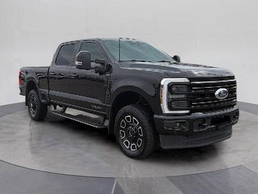 Agate Black Metallic 2025 Ford F-250 Platinum